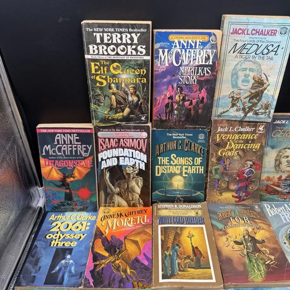 Huge Lot Of 38 Vtg Sci-fi Fantasy Books Del Rey Chalker McCaffrey Niven & More